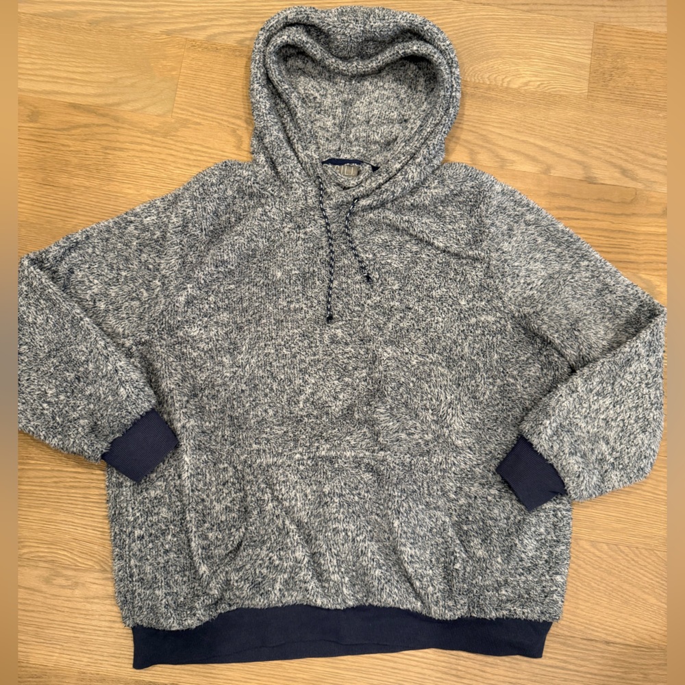 G.I.L.I. Fuzzy Gray and Navy Sweater